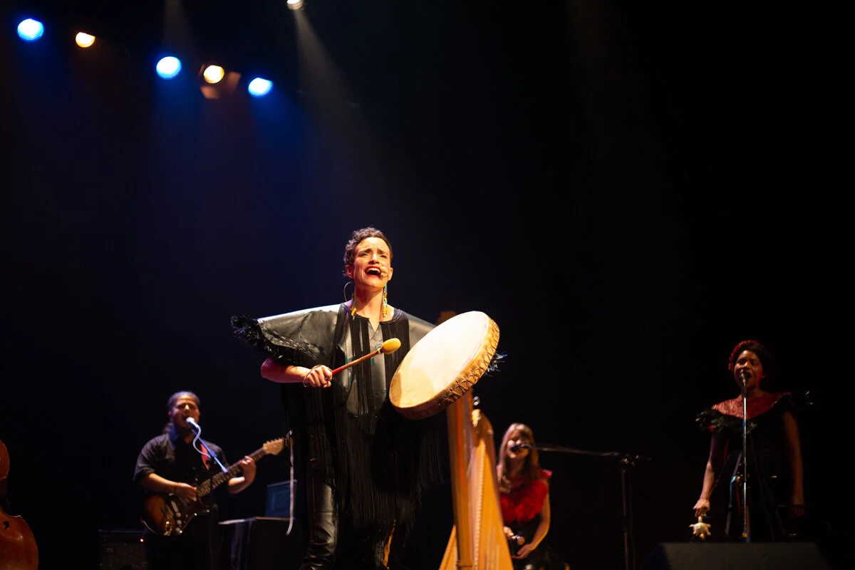 Metis Performing Writer, Moe Clark (photo by Kinga Michalska)