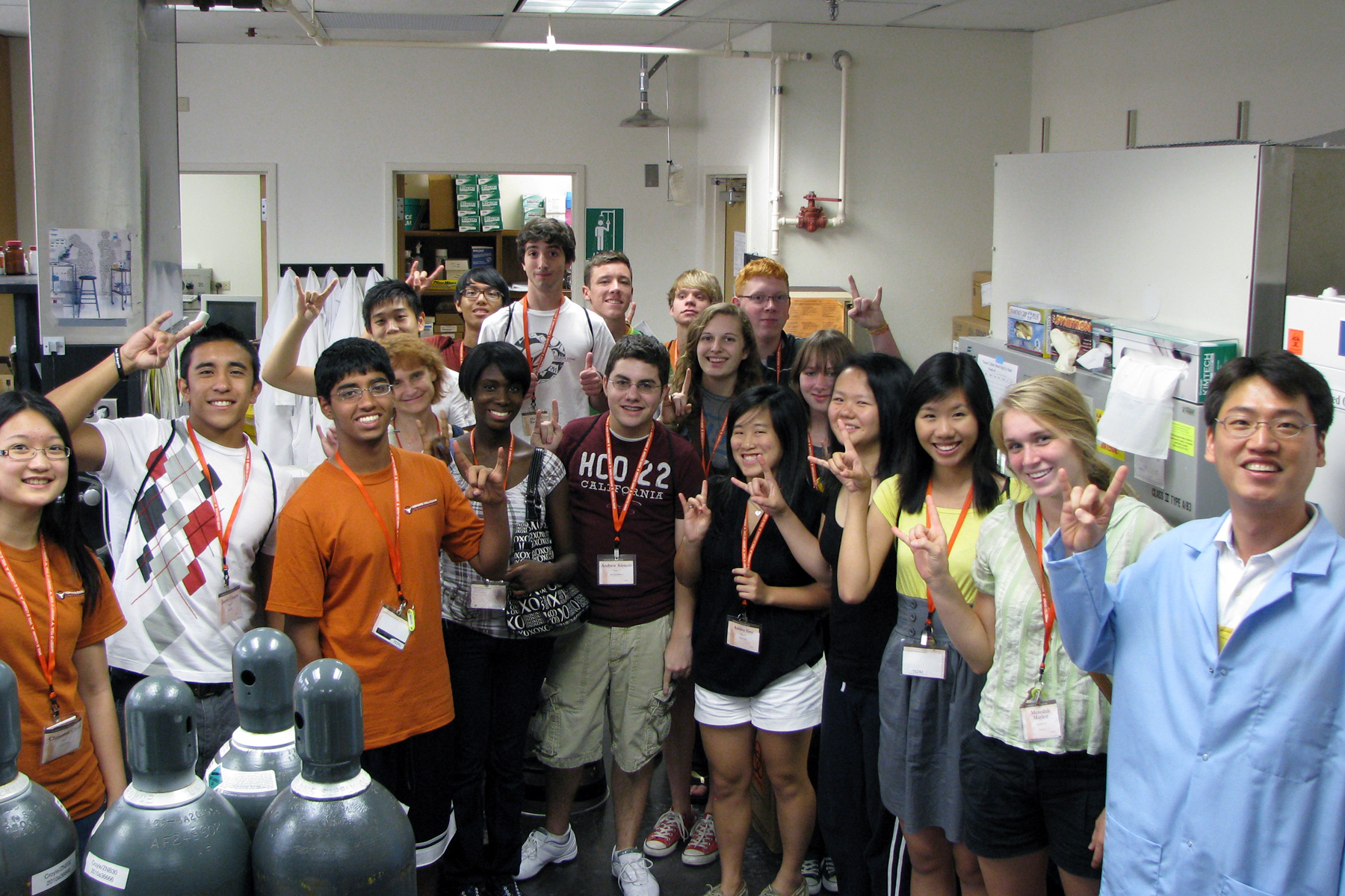 CroyleLab_HSTour_July-2010.jpg