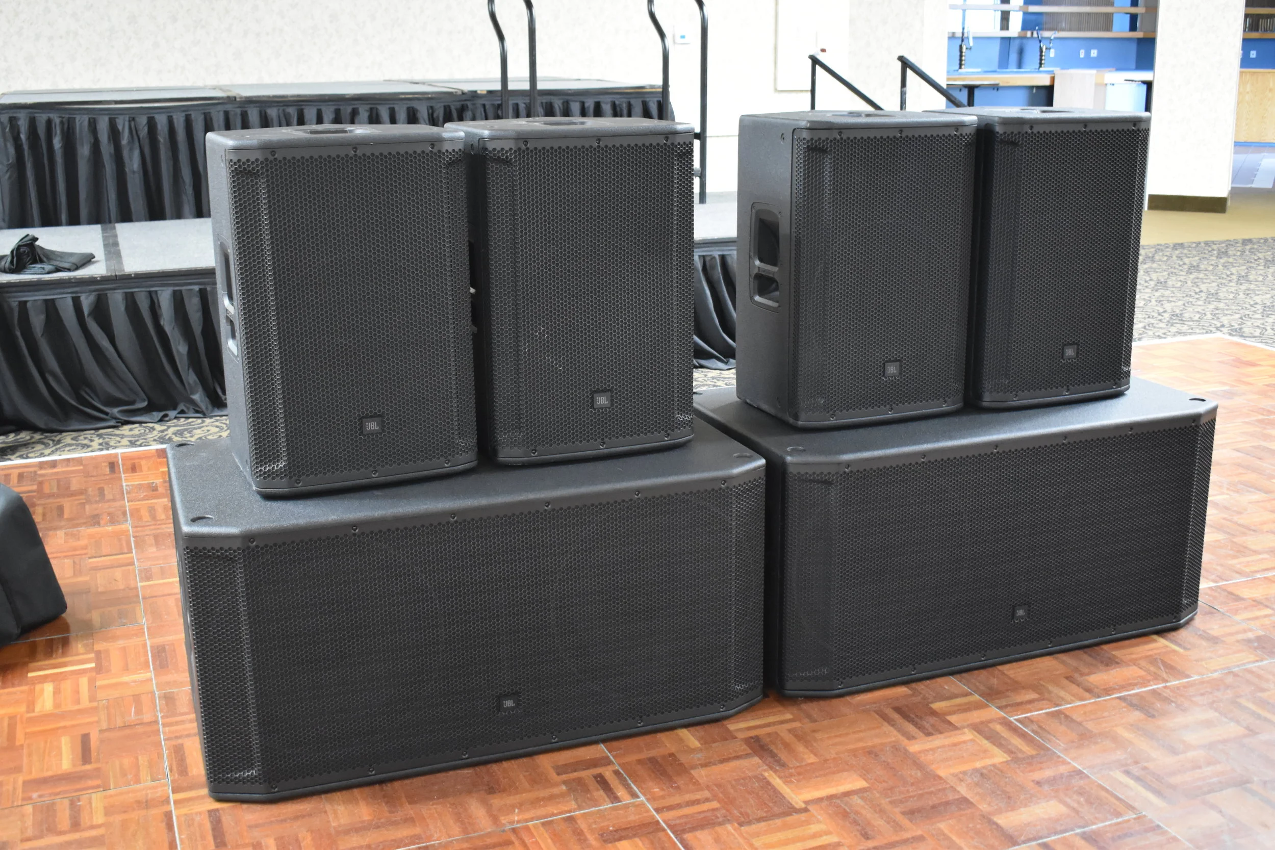 JBL SRX Series