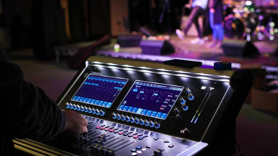 Career_LiveSoundProduction_M7.jpg