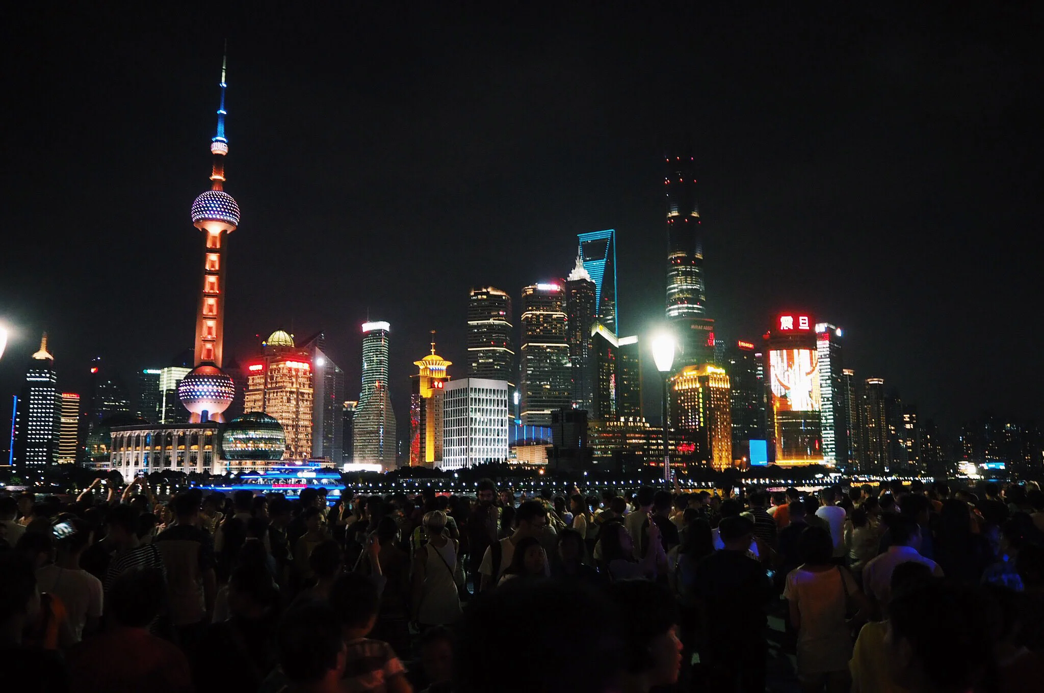 This is really what the bund looks like - heaving!