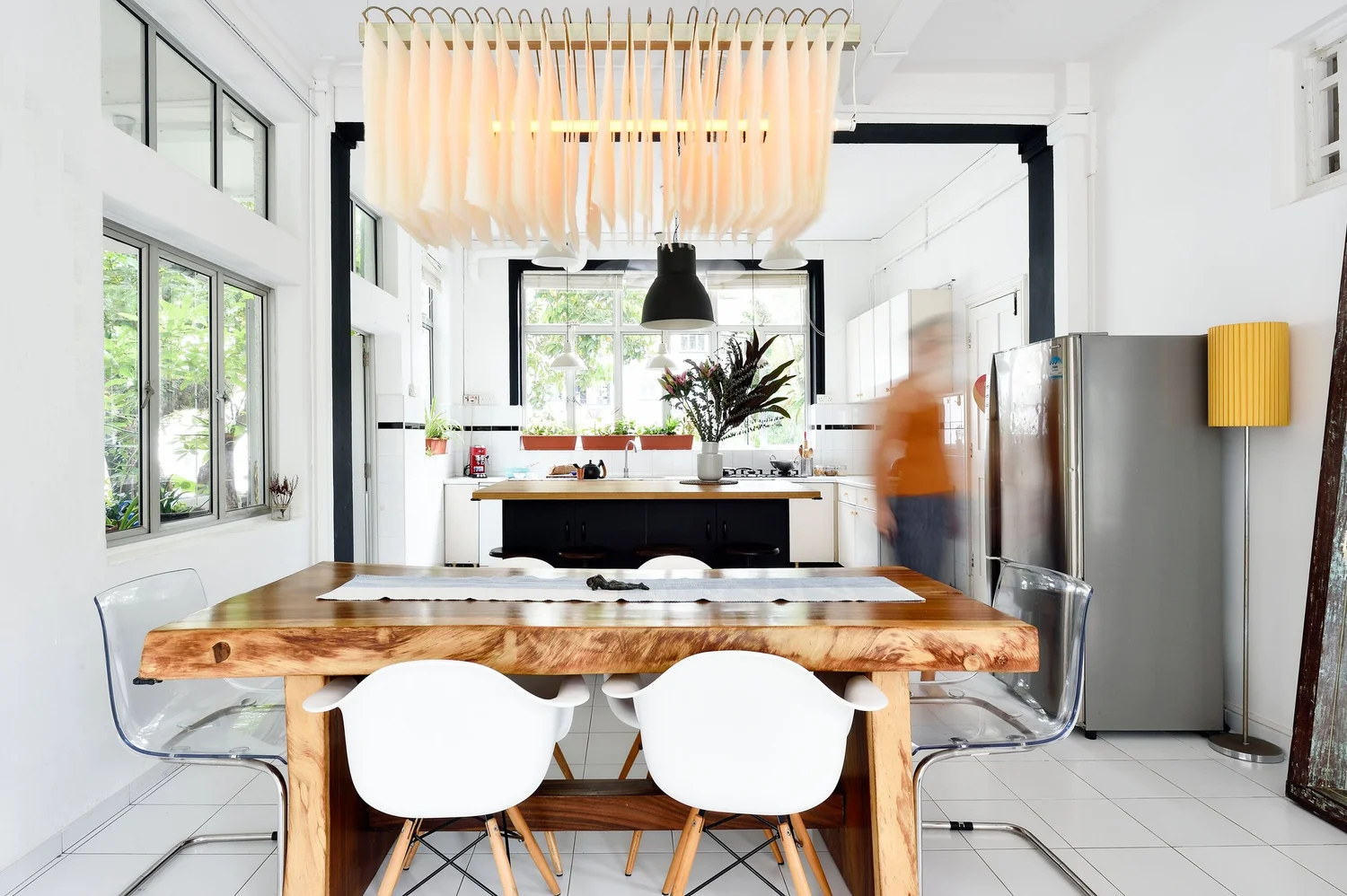 Picture of SINGAPORE BLACK WHITE APARTMENT INTERIORS — Grounded I Earthy Luxury ...