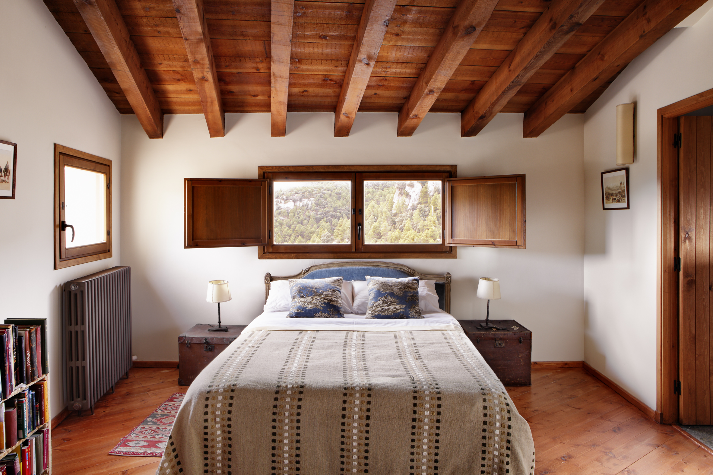 luxury boutique fitness yoga retreat spain