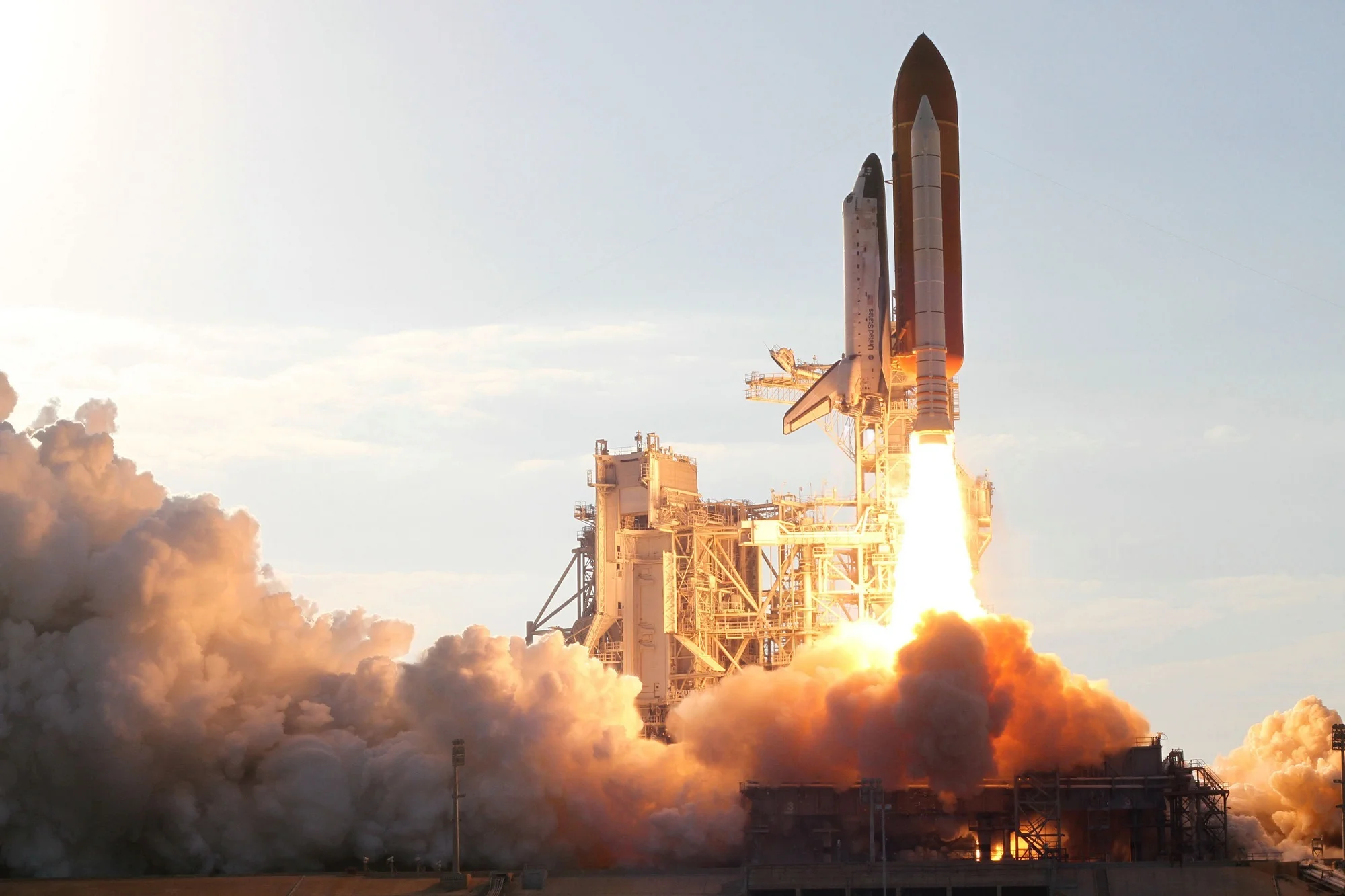 discovery-space-shuttle-2041999.jpg