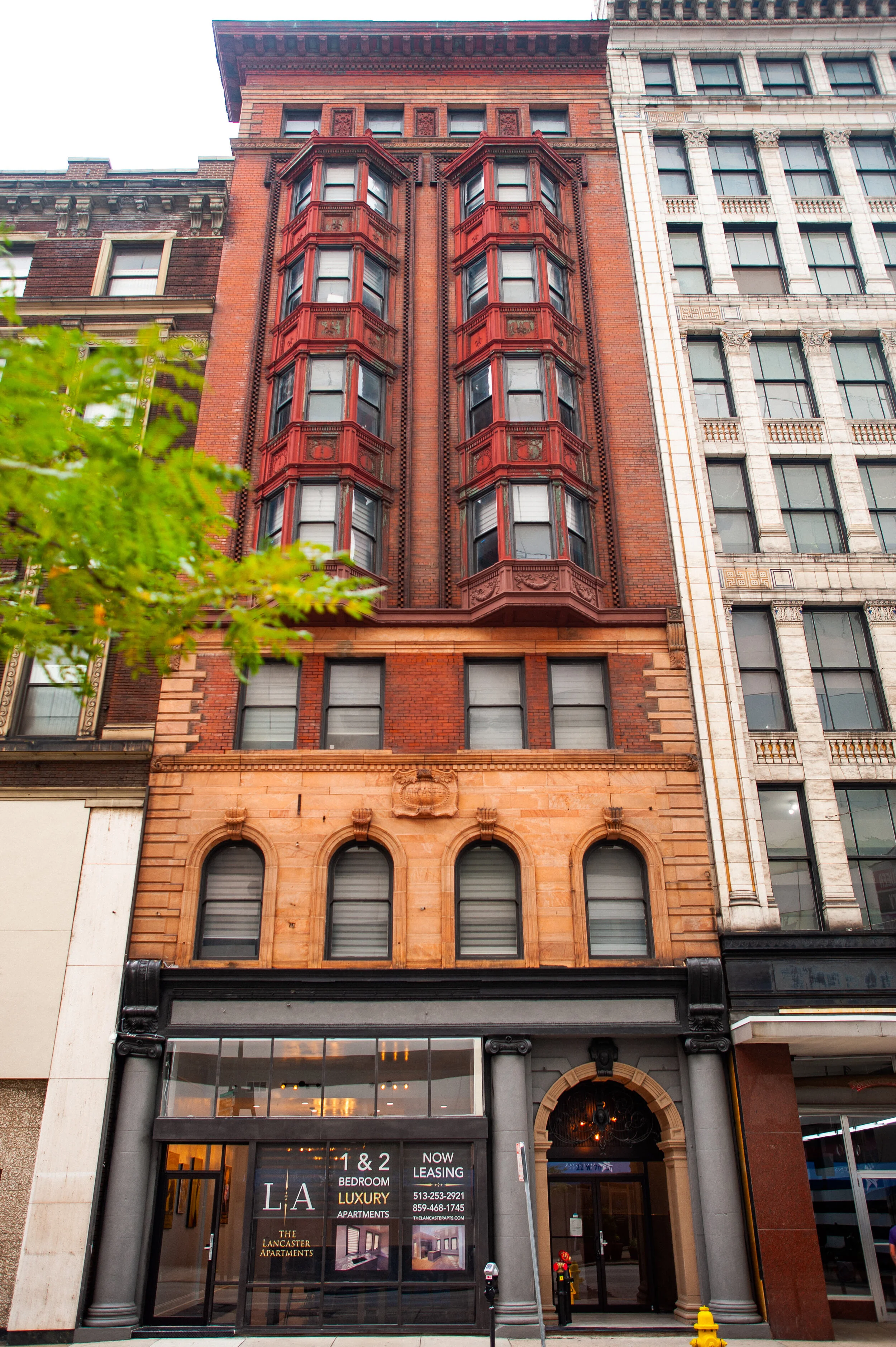 CapstoneApartmentPartners(22-24W7thSt)Copyrighted - 004.jpg