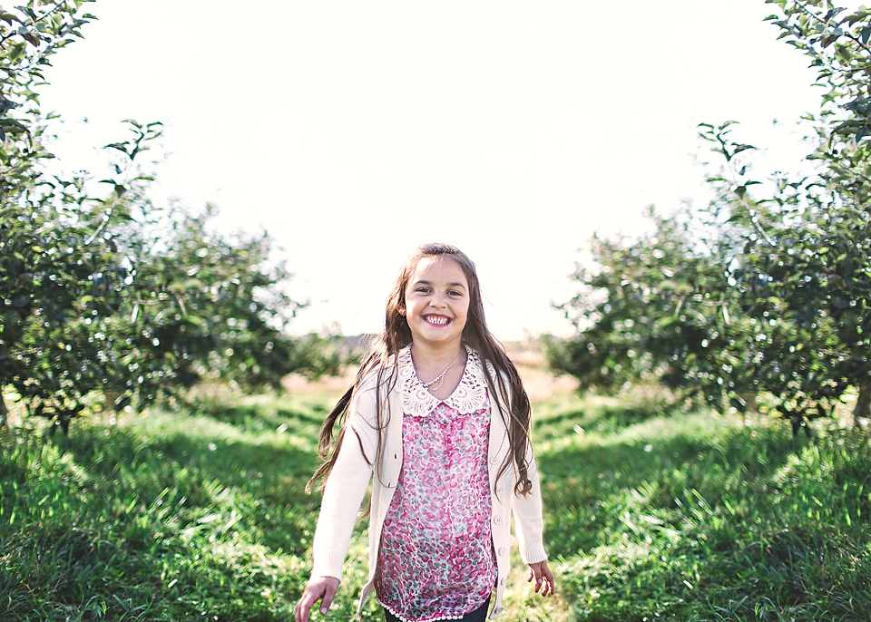 The Malloy Family - Apple Orchard Session