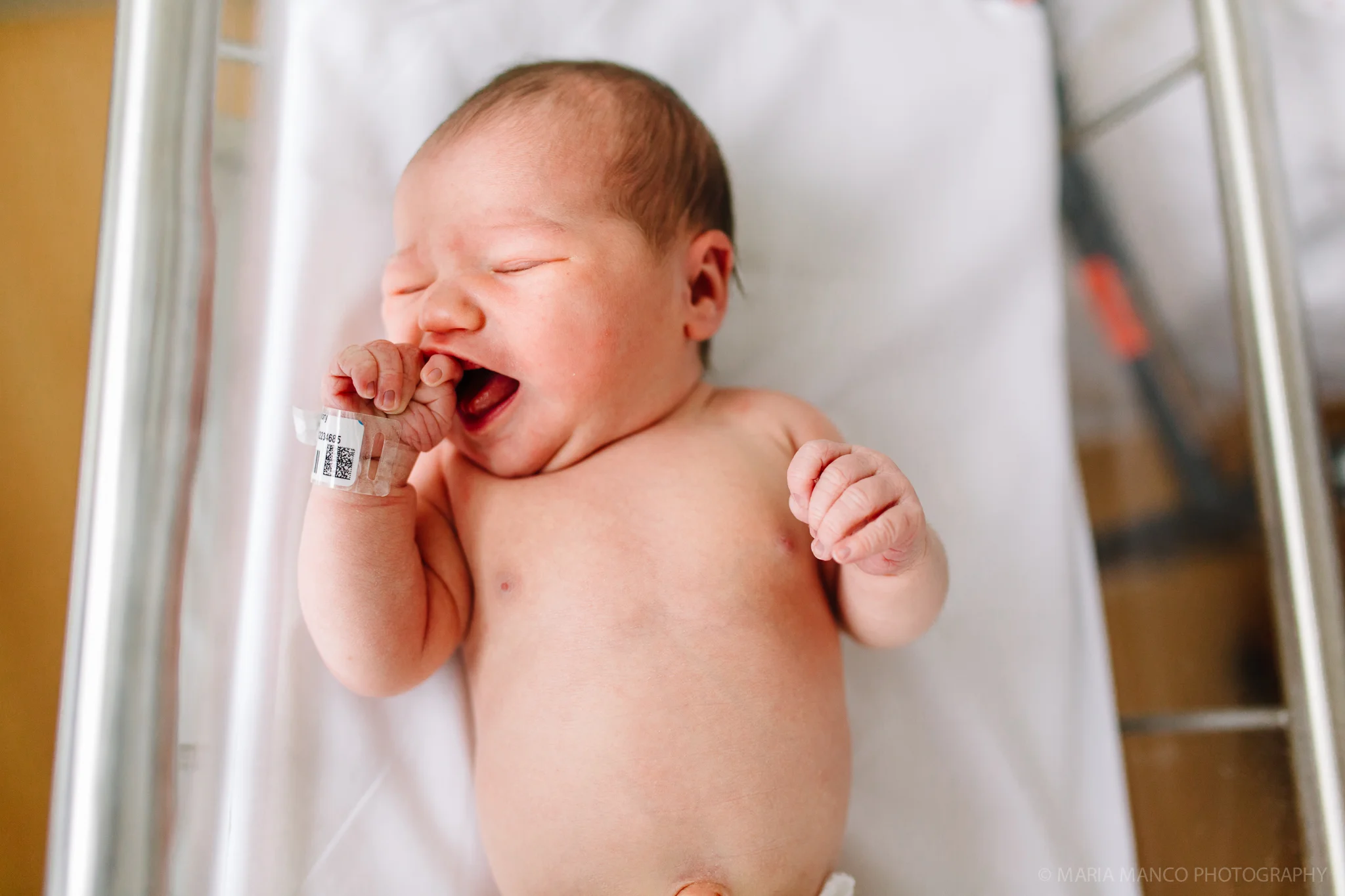 cleveland ohio newborn photographer photography hospital birth baby fairview fresh 48 12