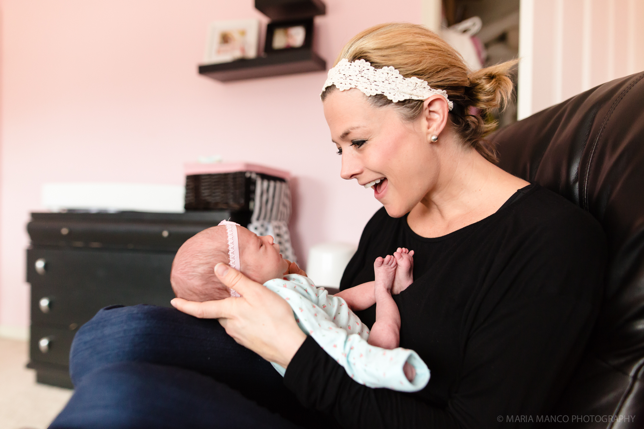 Avon Lake Cleveland Ohio Home Children Newborn Family Photographer Lifestyle