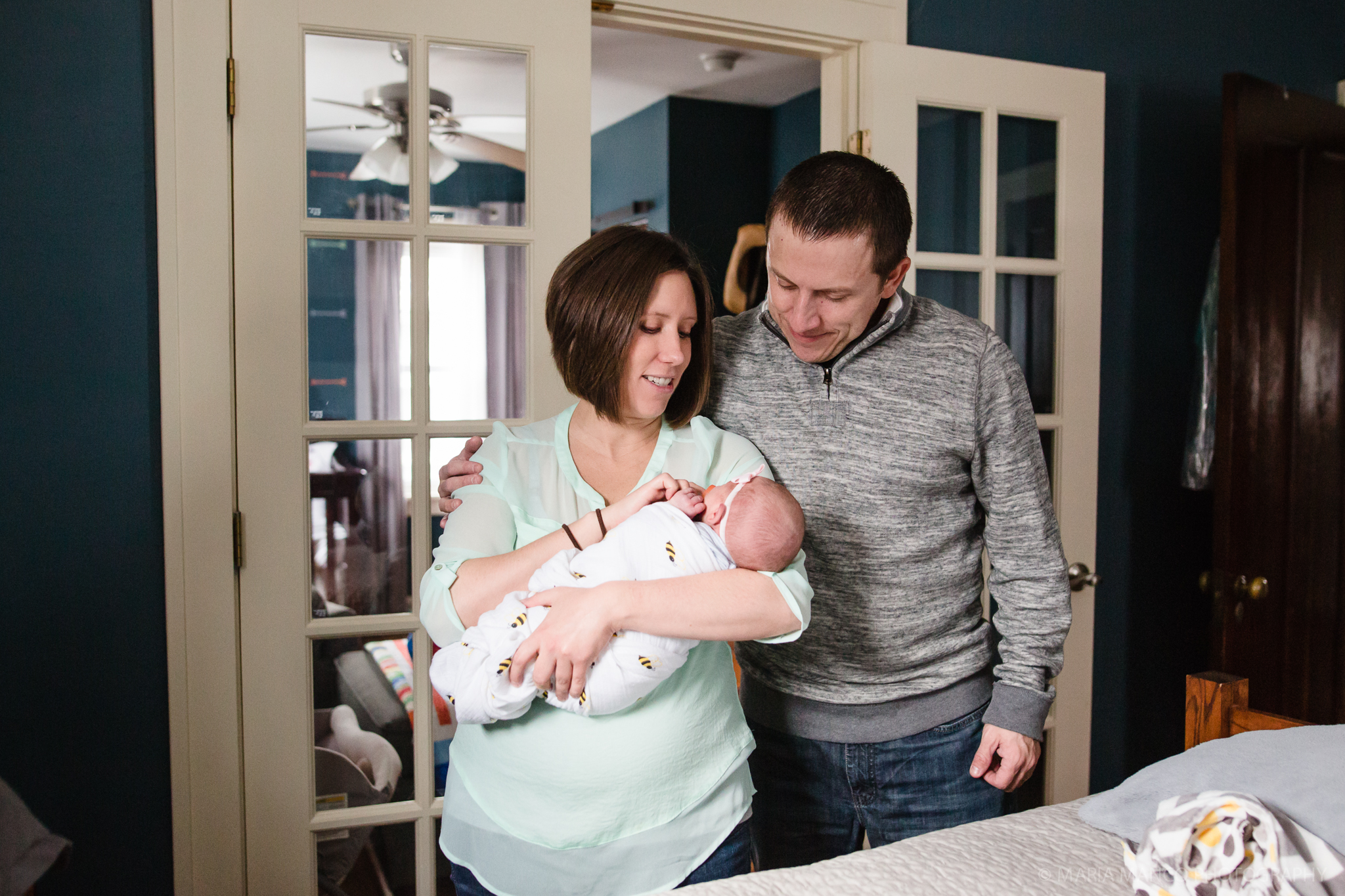Lakewood Cleveland Ohio Family Chlidren Newborn Photographer Home Lifestyle Maria Manco Photography