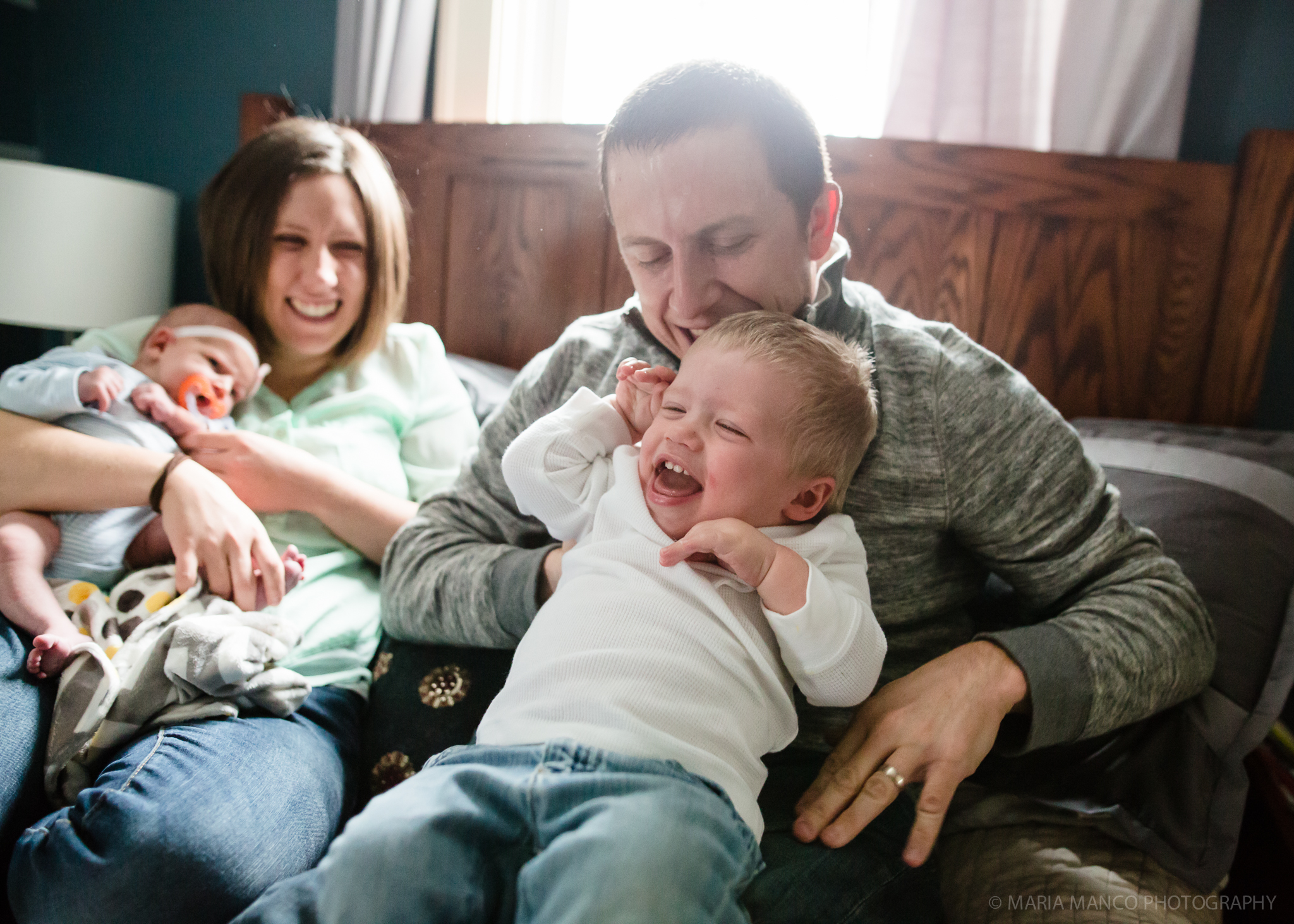 Lakewood Cleveland Ohio Family Chlidren Newborn Photographer Home Lifestyle Maria Manco Photography