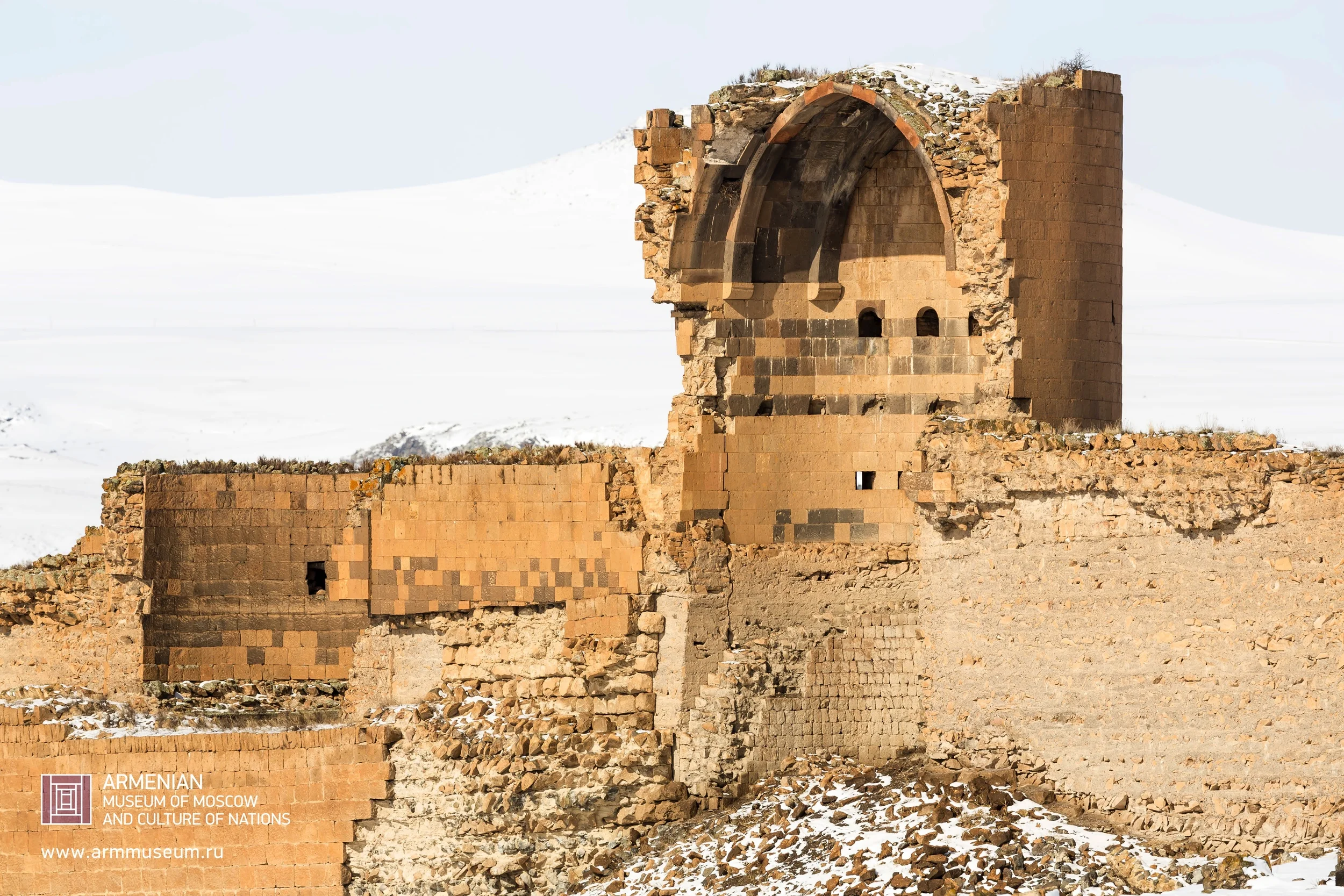 Руины Ани, X век Ani ruins, Xth century Անիի փլատակները,. X դար 