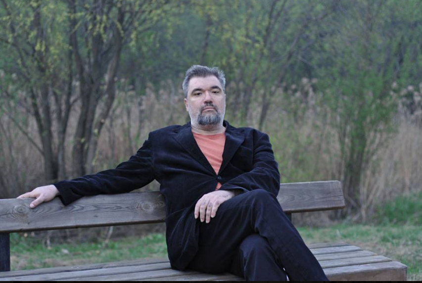 Амирам Григоров: «Вагаршапат Погосян, бакинский летчик, лети в небо»