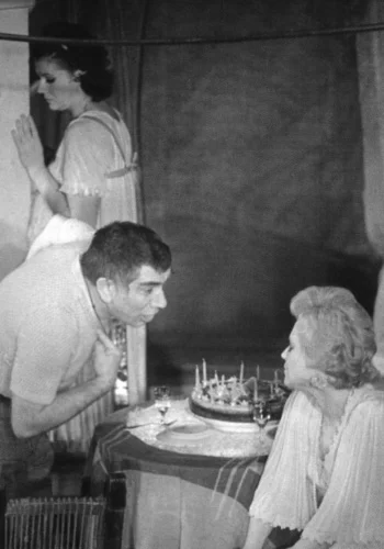 Легендарный спектакль "Трамвай-желание" в постановке Андрея Гончарова