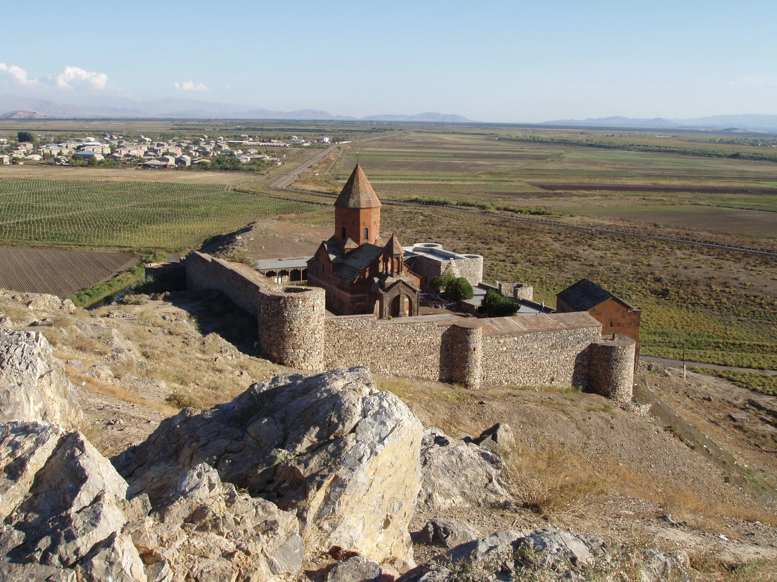 Khor_Virap_Monastery.jpg