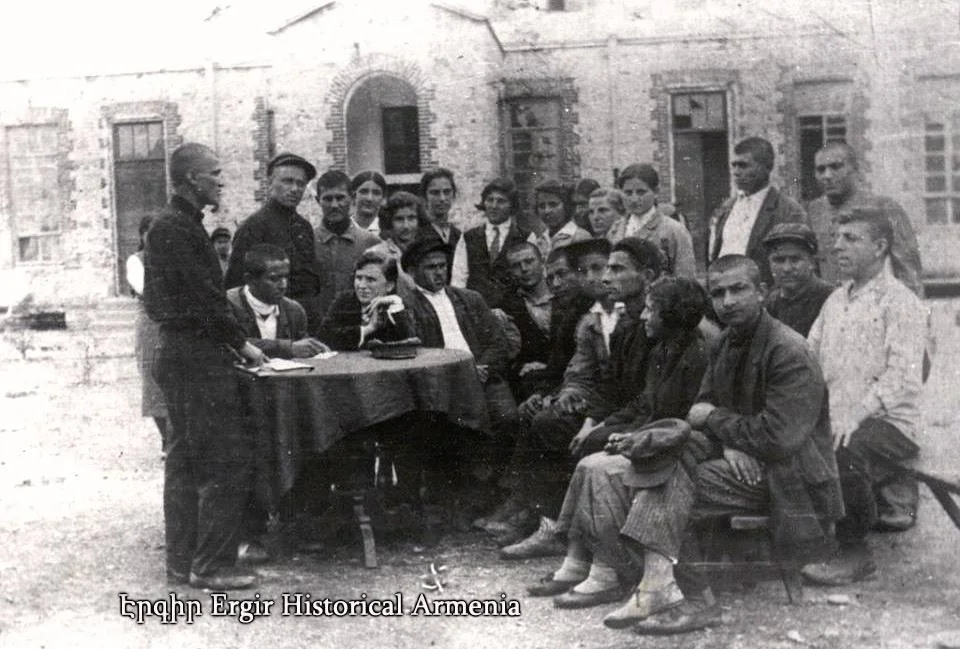 Сухумская армянская школа. 1913 год