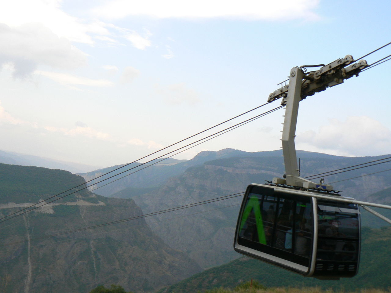 1280px-Wings_of_Tatev_Tram.jpg