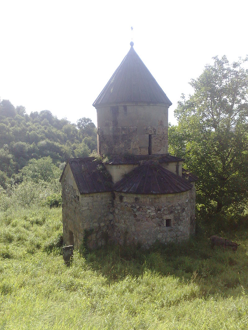 800px-Chapel_Trvisi_or_Crvisi_(or_Moro-Dzoro)_-_..jpg