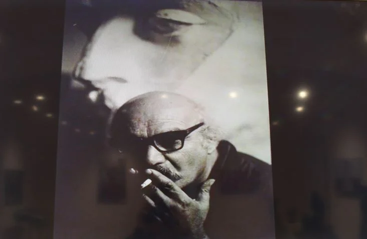 "Солнце в камне" - о выставке скульптора, живописца Ара Арутюняна в Москве