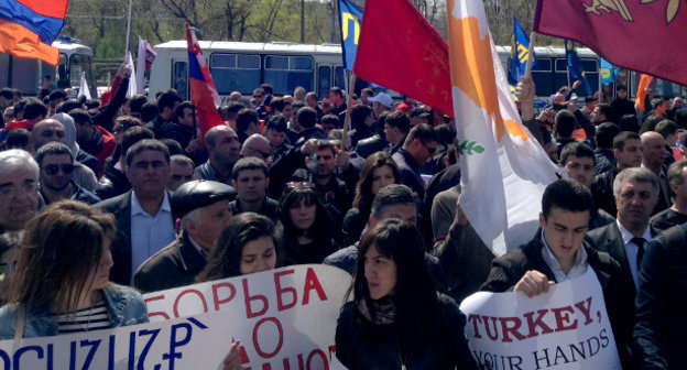 24 апреля армяне всего мира почтут память жертв Геноцида в Османской империи в 1915 году. Фото kavkaz-uzel.eu