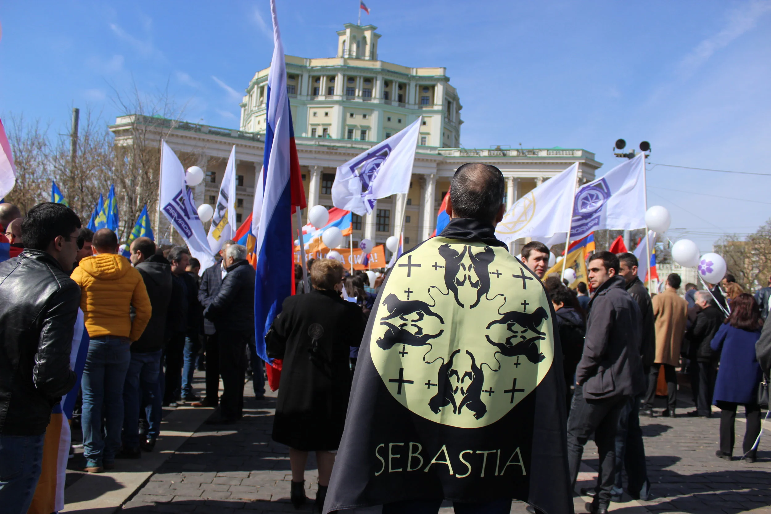 Митинг на Суворовской площади "Помню и требую" (фоторепортаж) 