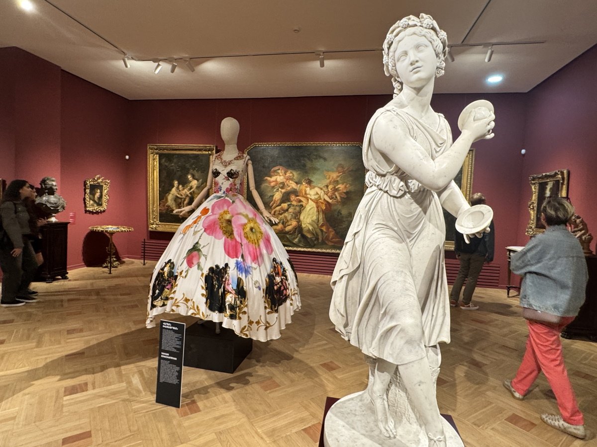 Диалог моды и искусства, Национальная картинная галерея Армении .JPG