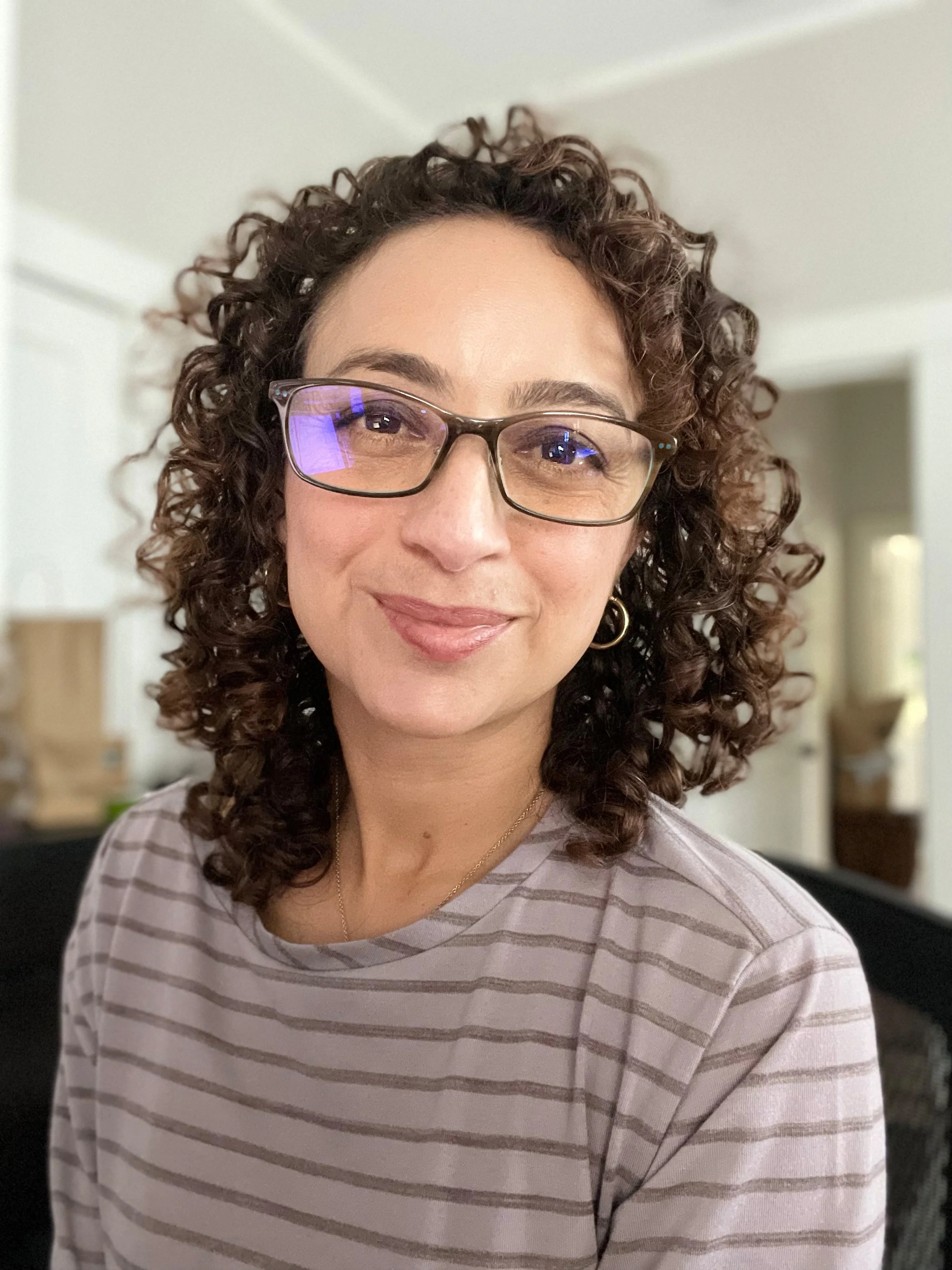 Nadine Takvorian Headshot.jpg