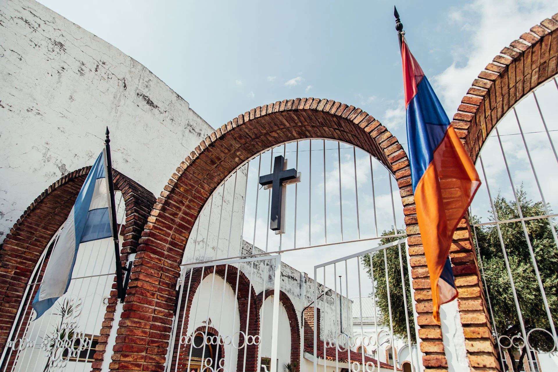 Арцахские пейзажи в Андах и первый хачкар на всём континенте: история и жизнь армян в Аргентине