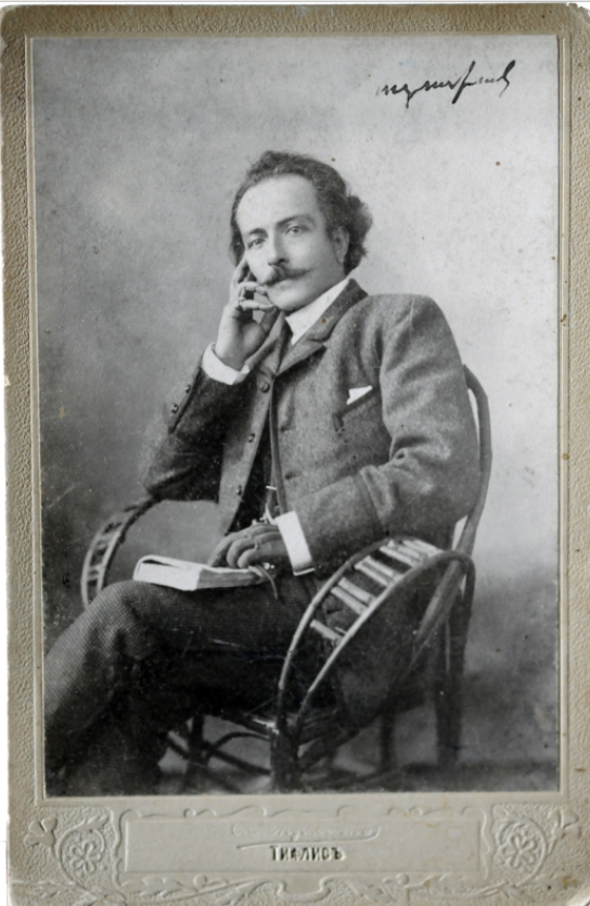 Первый армянский Гамлет: жизнь и театр Петроса Адамяна