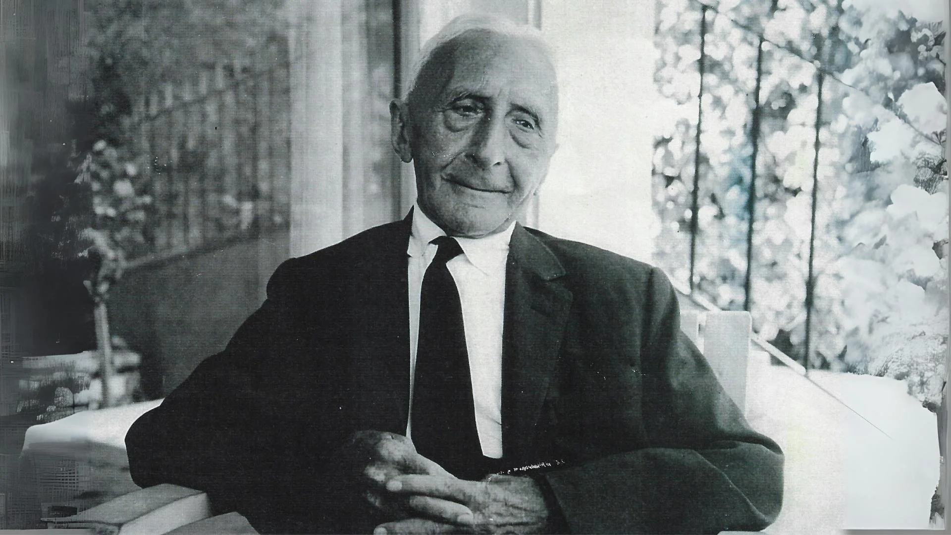 Родина в руинах: жизнь и письмо Акопа Мндзури