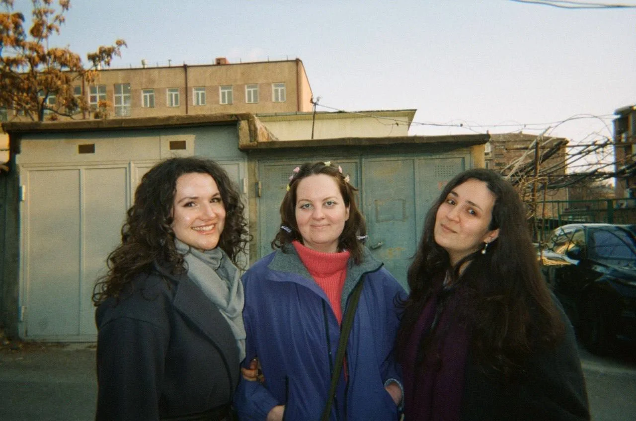 «Мы хотели, чтобы это был клуб без мастеров и учеников». Интервью с основательницами ереванского писательского сообщества «Ерам»