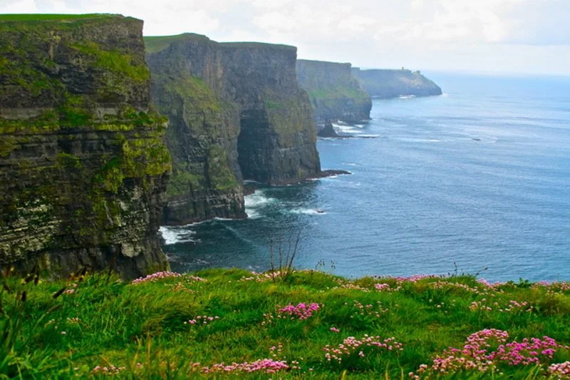 cliffs-of-moher-in-ireland-01.jpg