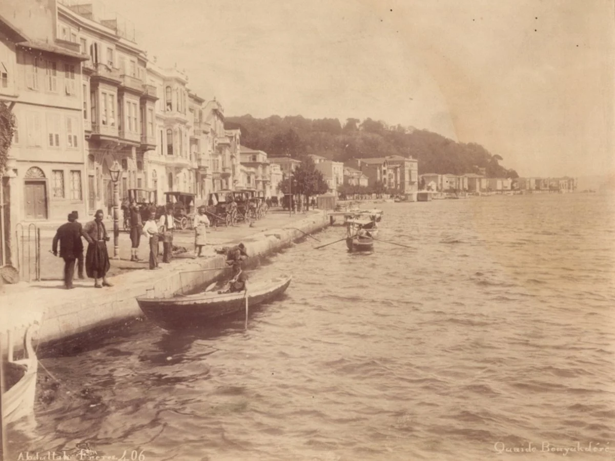 Istanbul_-_Abdullah_brothers_Quai_de_Bouyukdéré_before_1895.jpg