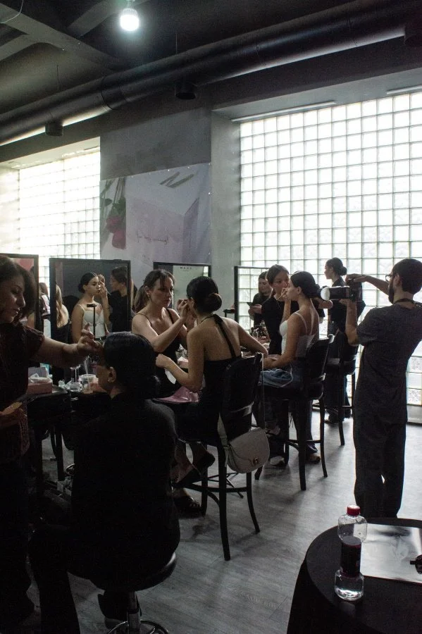 Backstage перед модным показом.JPG