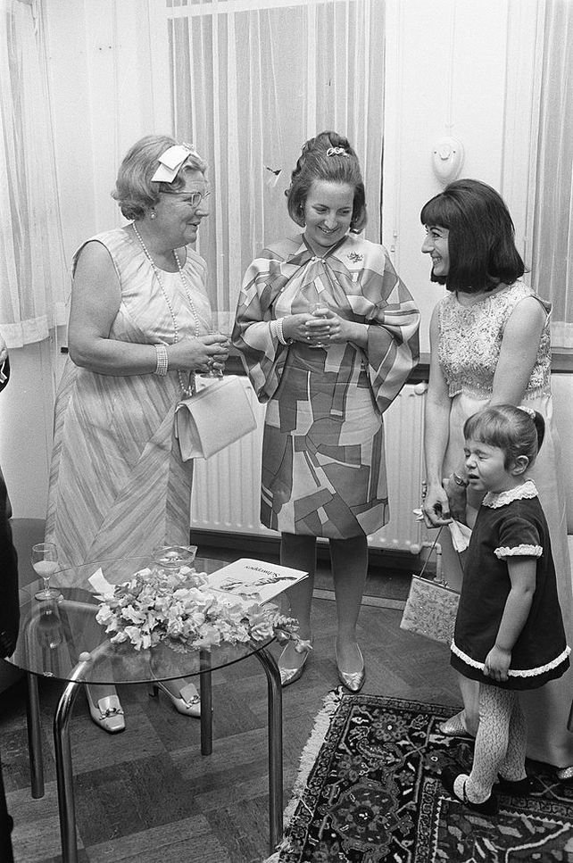 Сусанна Милдонян: арфистка, которую знает весь мир — Армянский музей ...