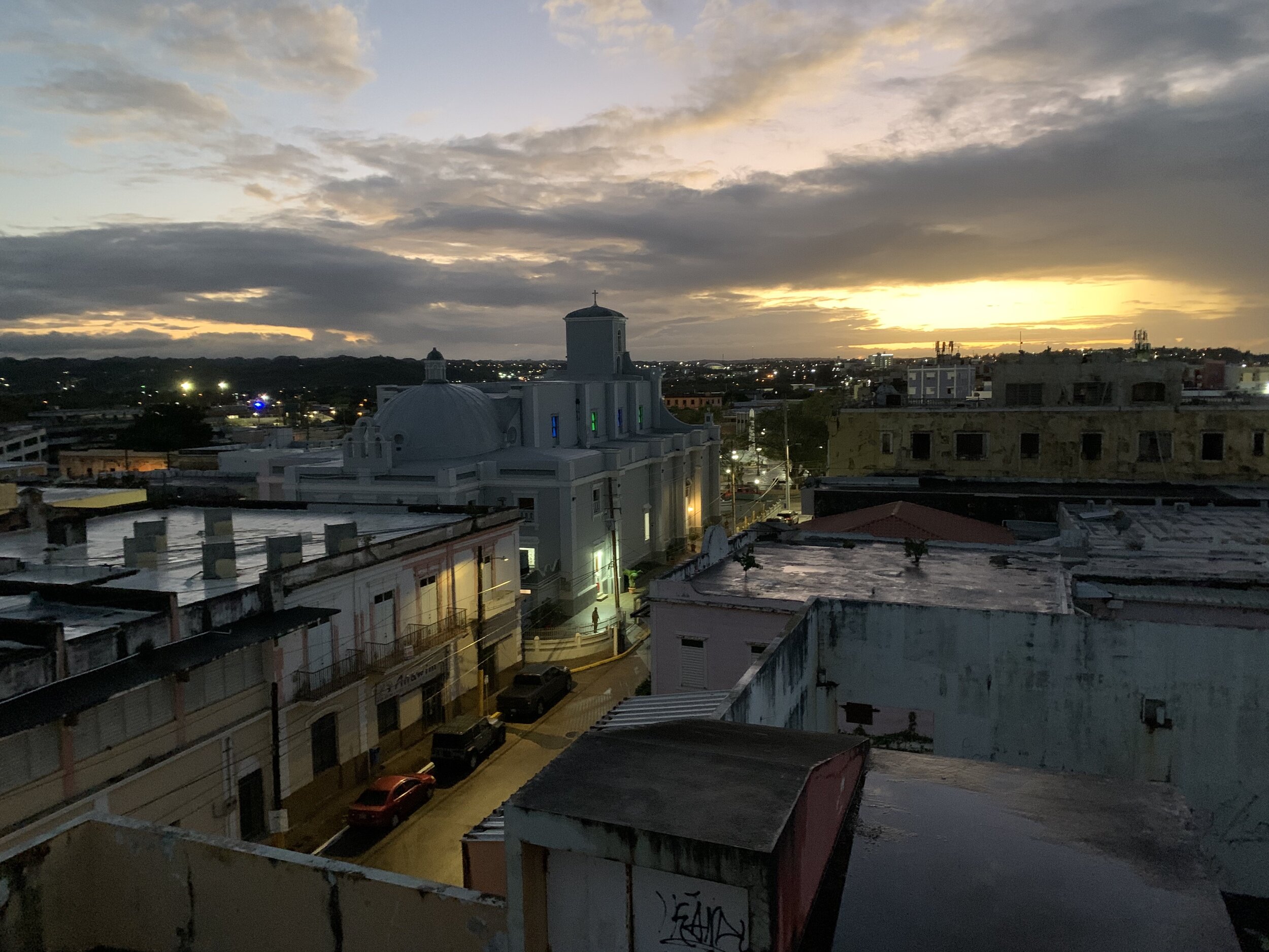 Vista de Arecibo desde el Hospital El Buen Pastor  (Oeste)