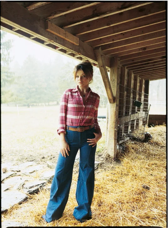 disp_farmgirls_05.jpg