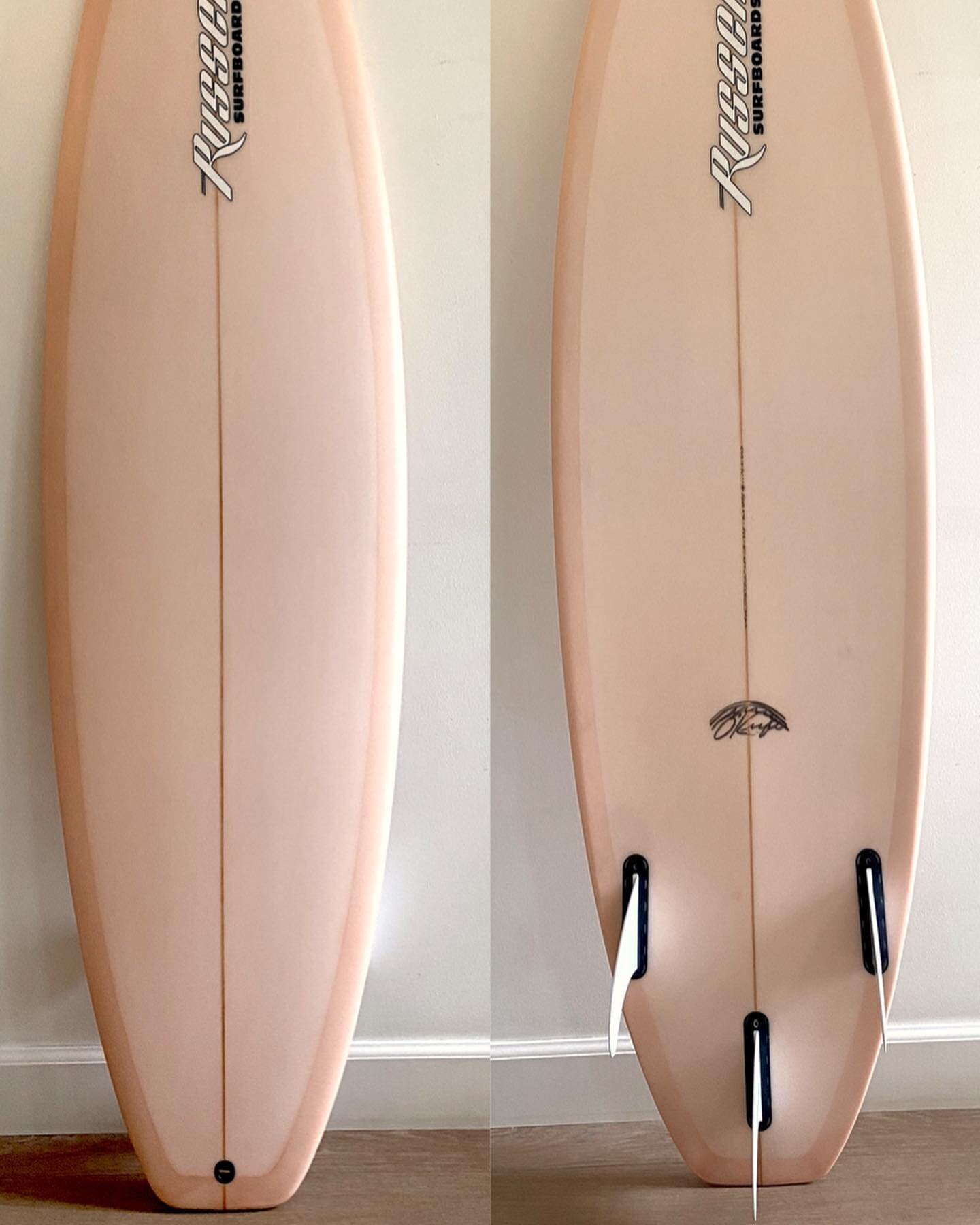 @russell_surfboards had me at #madeincalifornia. since 1957. 5&rsquo;-7&rdquo; &ldquo;Jekyl&rdquo; with hand cut lap in dirty pink.  Thanks to skilled local #artisans: shaper @jerryokeefe and laminator @ladave66.  Oh, @futuresfins are still #madeinca