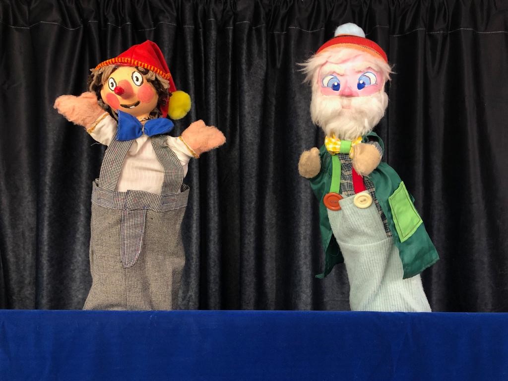 Pinocchio Geppeto.jpg