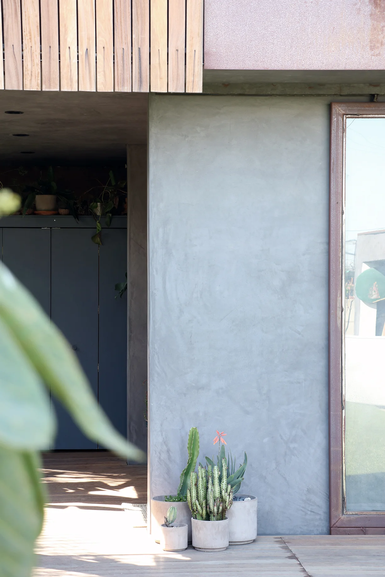 SPD - DET - EXT CORNER copy.jpg