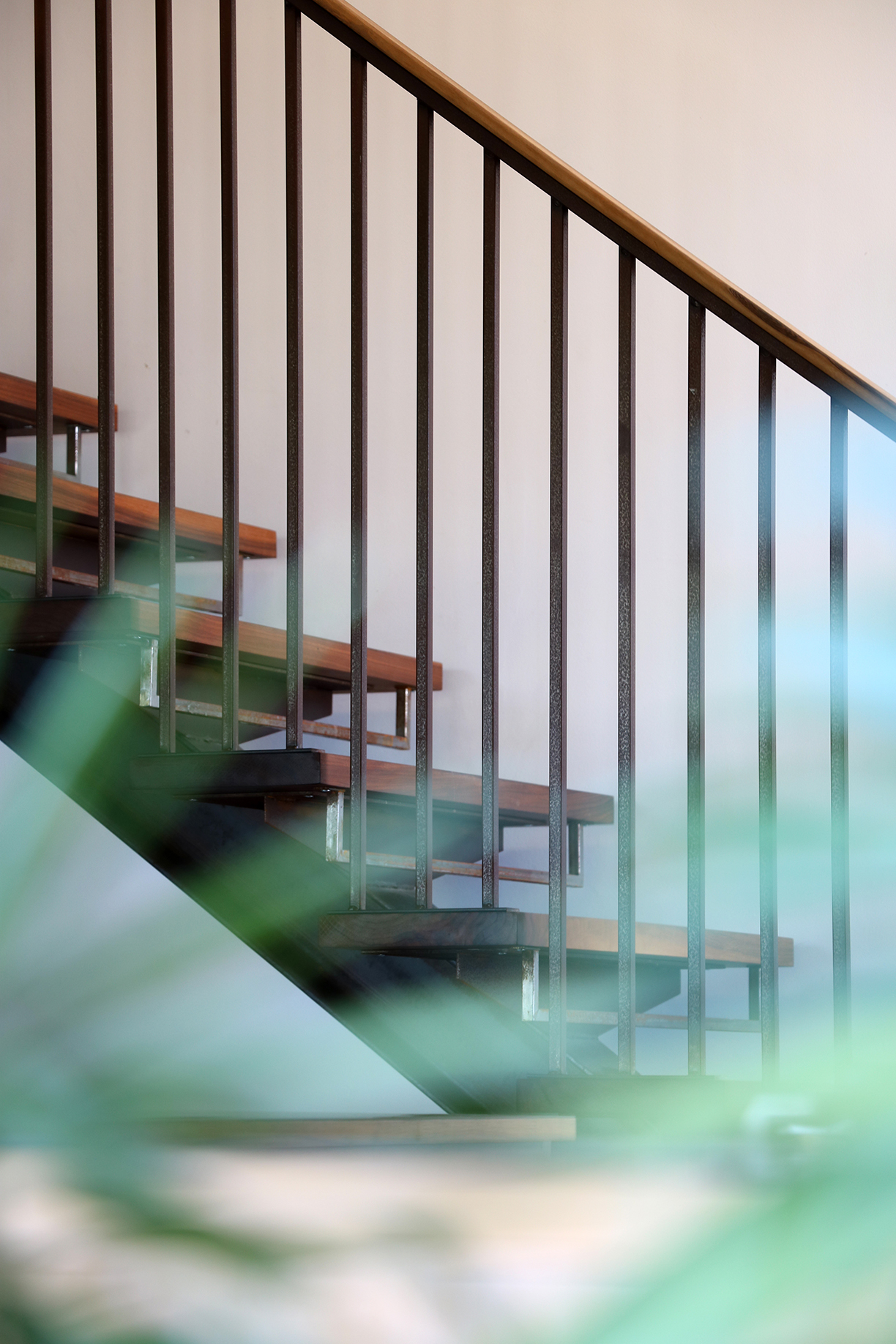 SPD - DET - STAIR WITH PLANTS copy.jpg