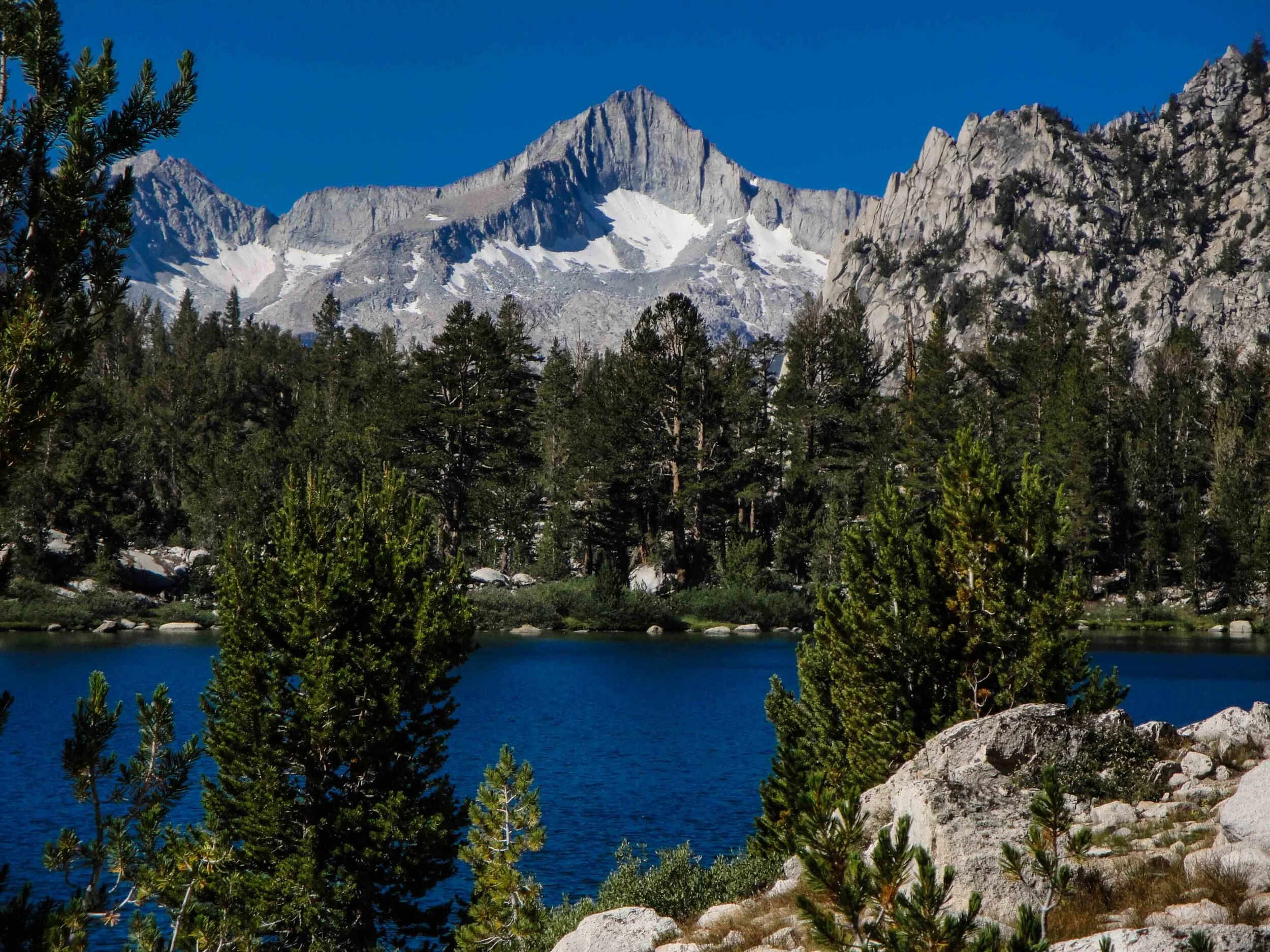 California Guided Hiking Tours - Sierra Nevada / Yosemite / Sequoia