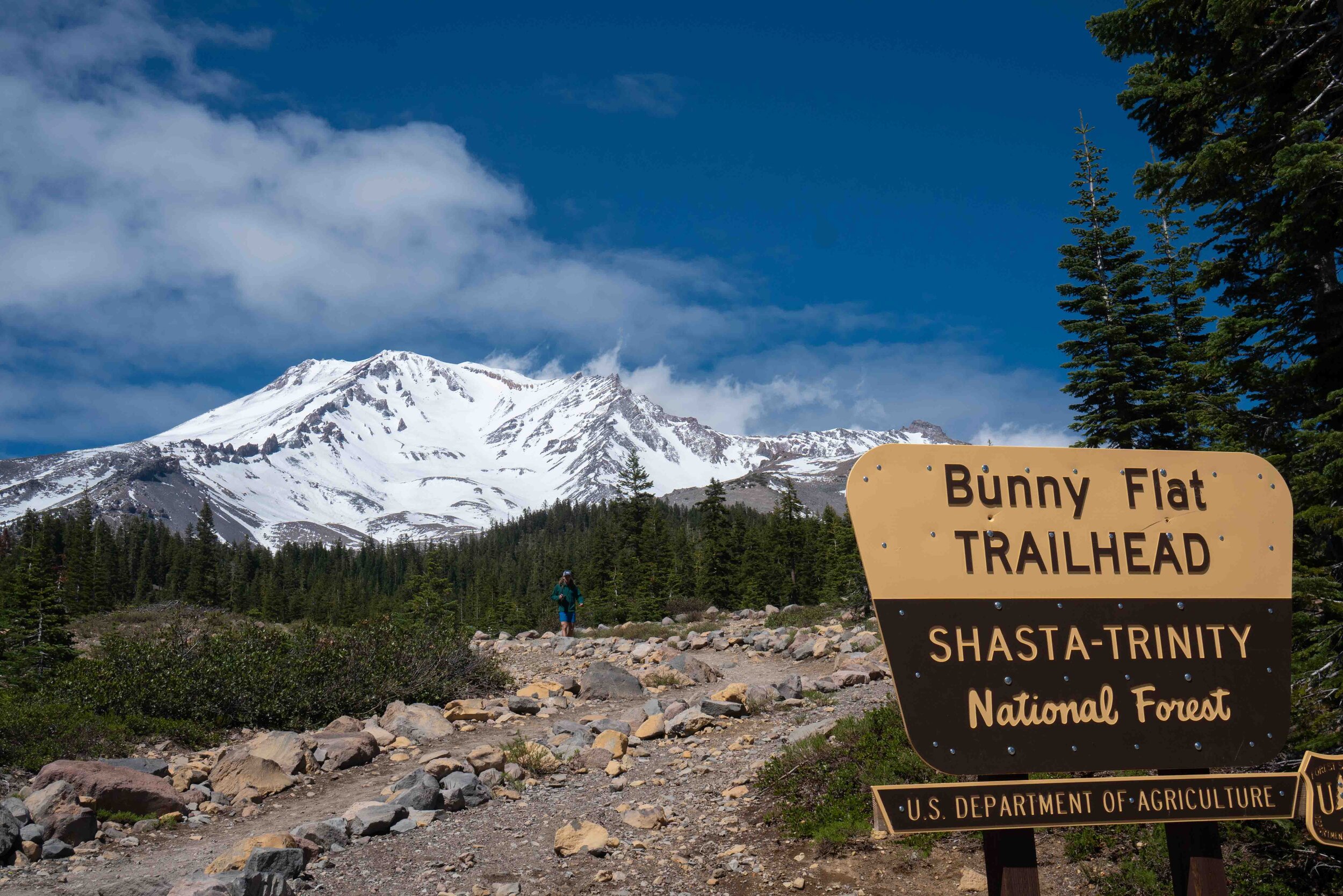 Bunny Flat trailhead on Mount Shasta