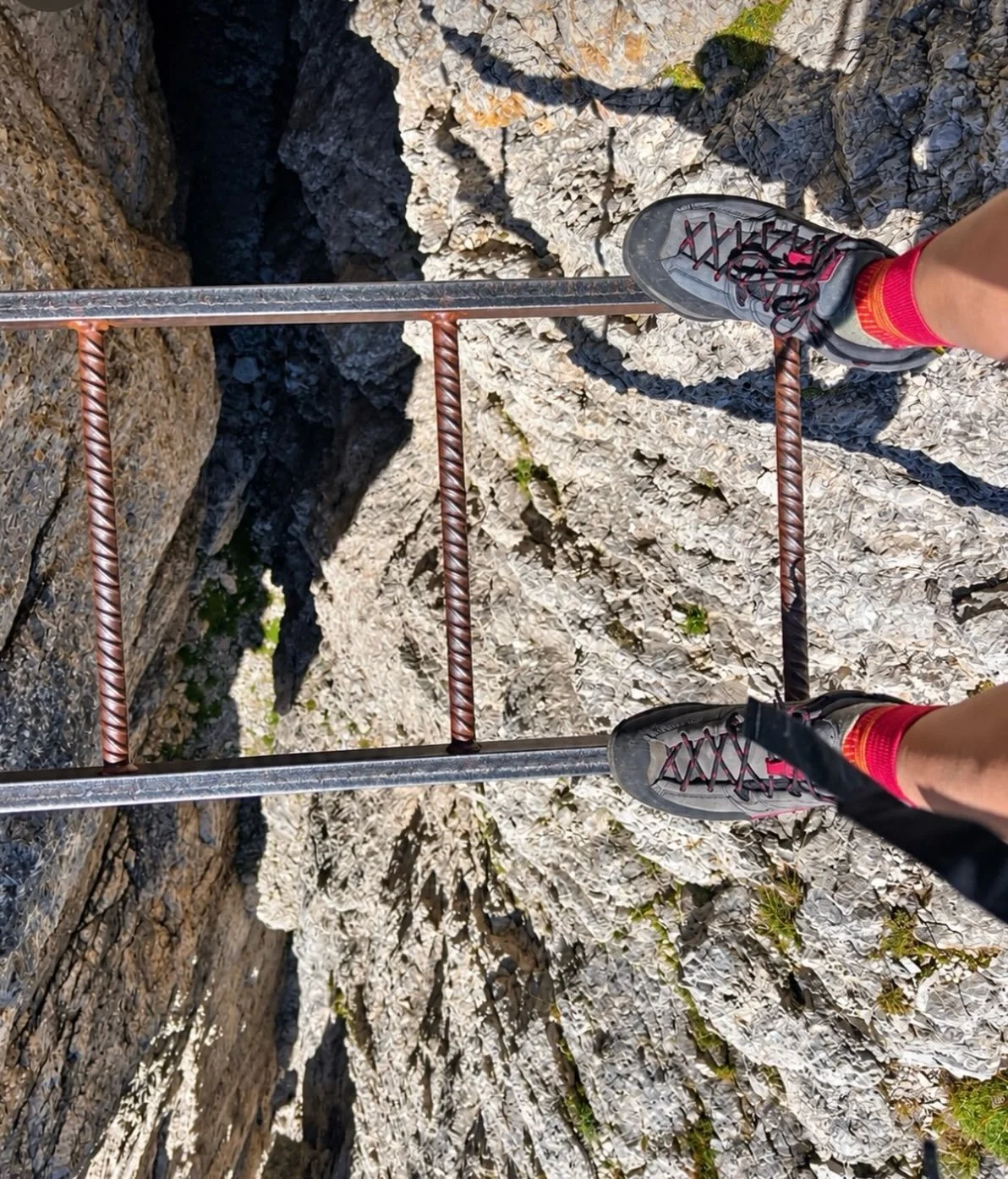 The Daily Dolomiti..#travelmore #italy🇮🇹 #altabadia #climbskitrektheworld @international_alpine_guides @yosemitejess