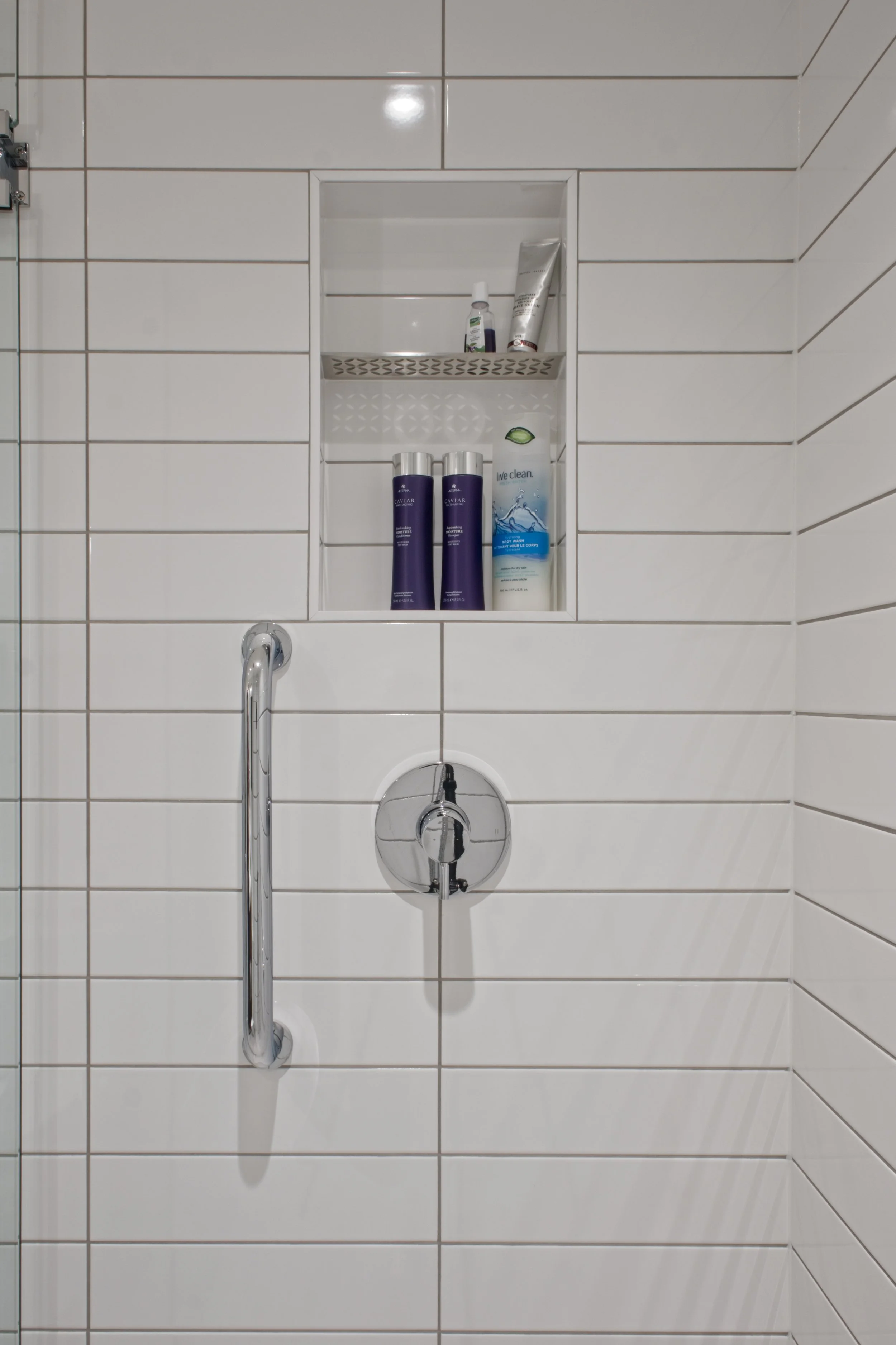 Bathroom - 6.jpg