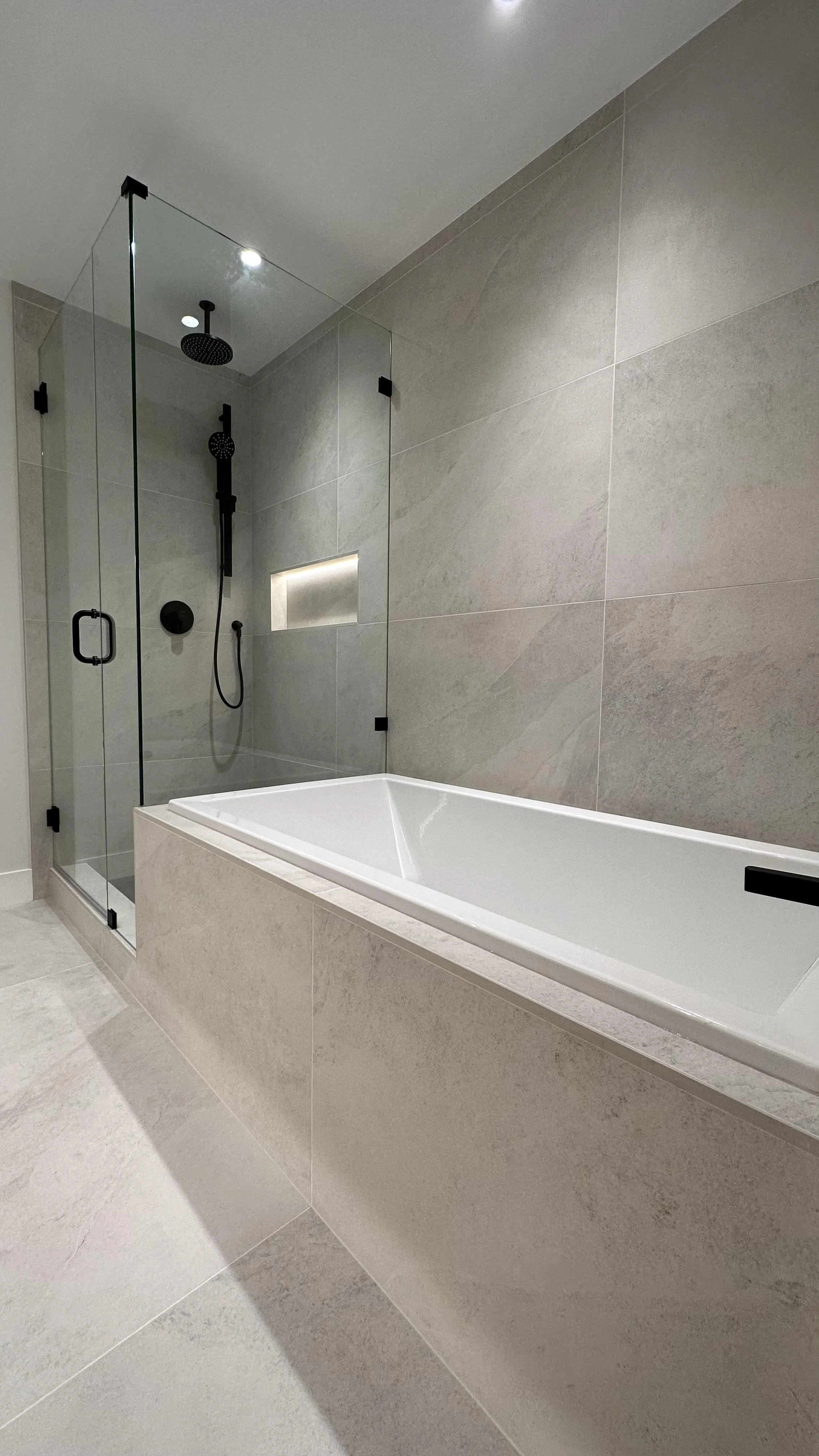 Burke Mountain Ensuite