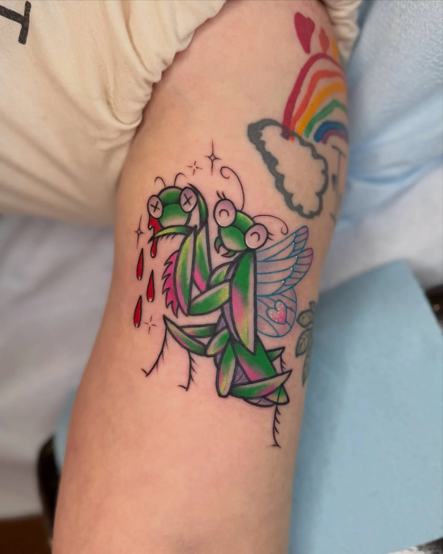 Girl dinner! 🍽️ 💅🏽 Fun praying mantis idea from Sandi&mdash;thank you!