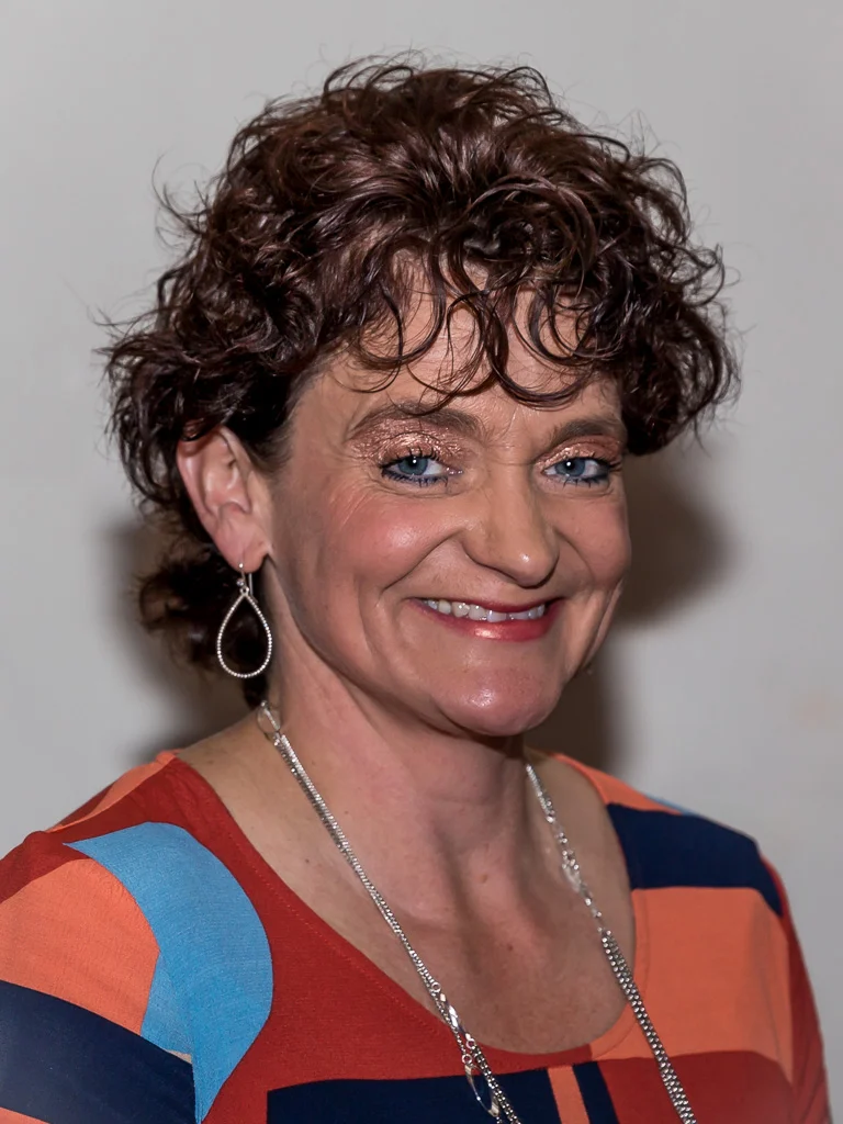 Mrs Philippa Brearley