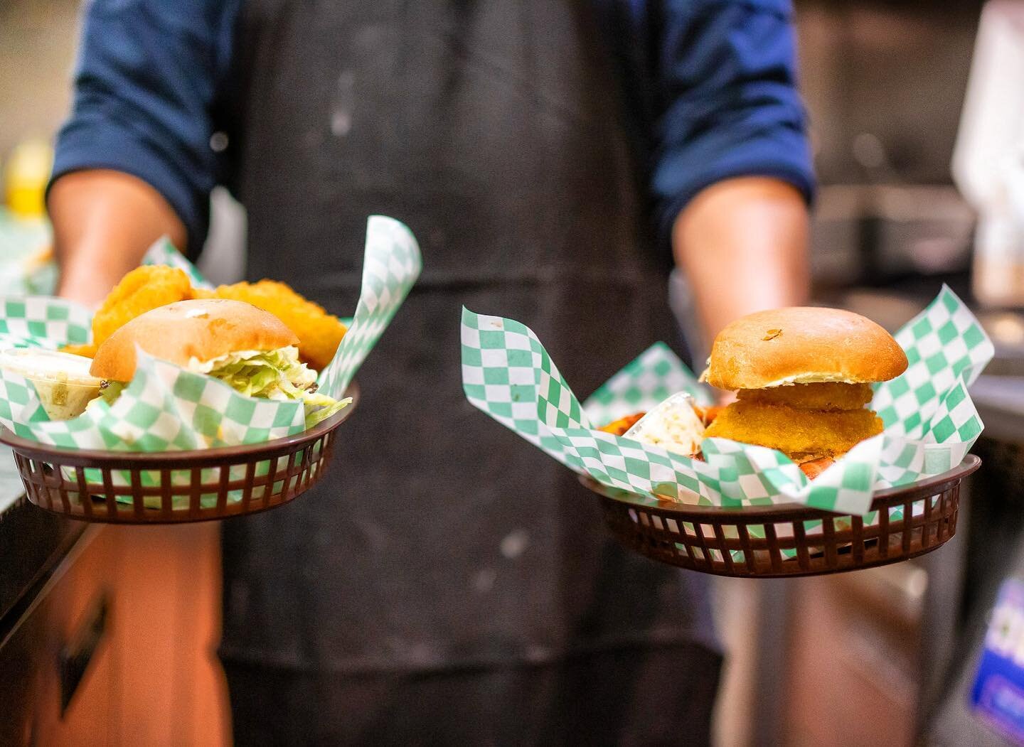 Not enough hours in the day? Save yourself some time and order takeout from the 5-8! Call 612-823-5858 to order or order online here: www.5-8club.com 🍔😋#takeout #juicylucy #curbsidepickup #mplsfoodie #eatdrinkmsp