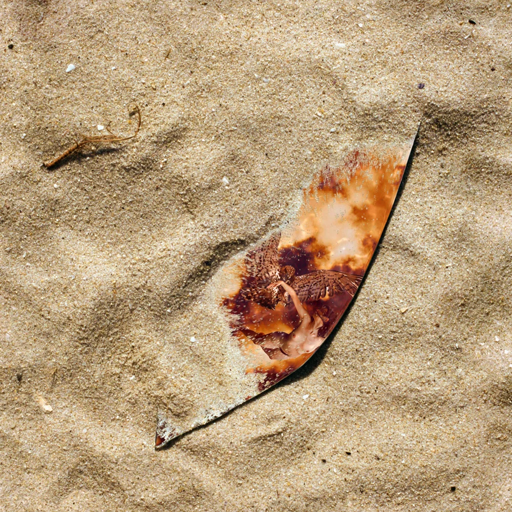 "La playa" (8), 2004. Infografía sobre aluminio. 40x40 cm. 