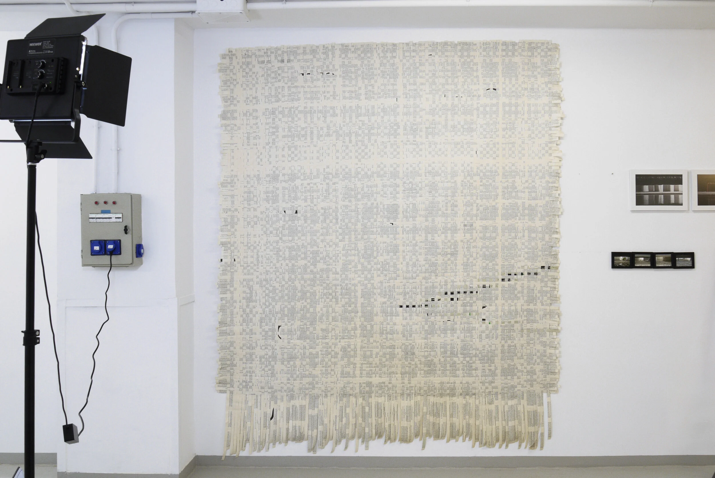 Elisa Terroba, “Ulysses”, 2014. Técnica mixta. Libro de artista. (Tejido de ligamento tafetán montado sobre entretela). 245x215 cm